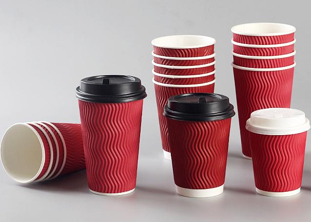 Tazas disponibles respetuosas del medio ambiente triples para la consumición caliente/café