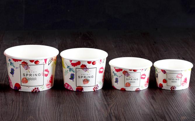 tazas frías disponibles del helado 300ml con nuestra marca