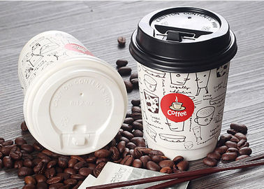 China Las tazas dobles disponibles del papel de empapelar, individuo aislaron las tazas de café de papel fábrica